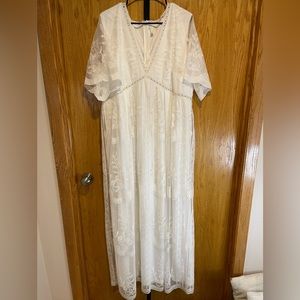 Pinkblush maternity white lace overlay